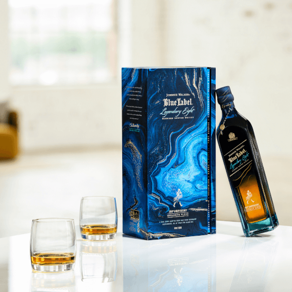 JOHNNIE WALKER BLUE LABEL GHOST & RARE LEGENDARY EIGHT 200TH