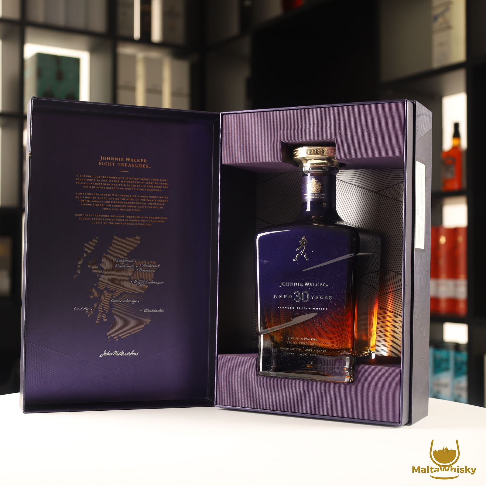 Johnnie Walker Eight Treasures 30 Year Old 75cl