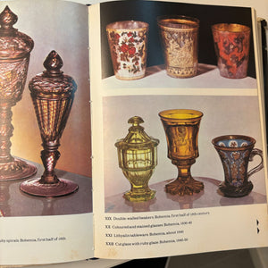 The Pictorial Encyclopedia Of Antiques